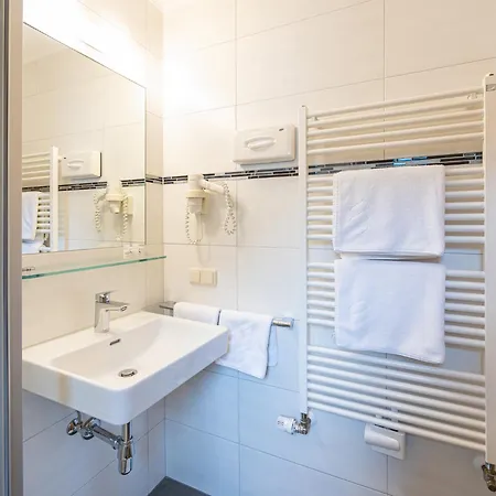 Pensionat Haus Riedlsperger 3*