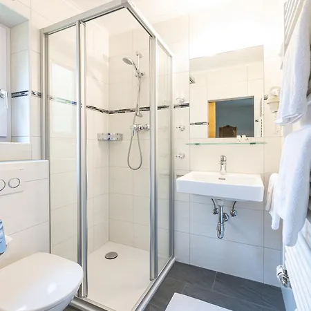 게스트하우스 Haus Riedlsperger