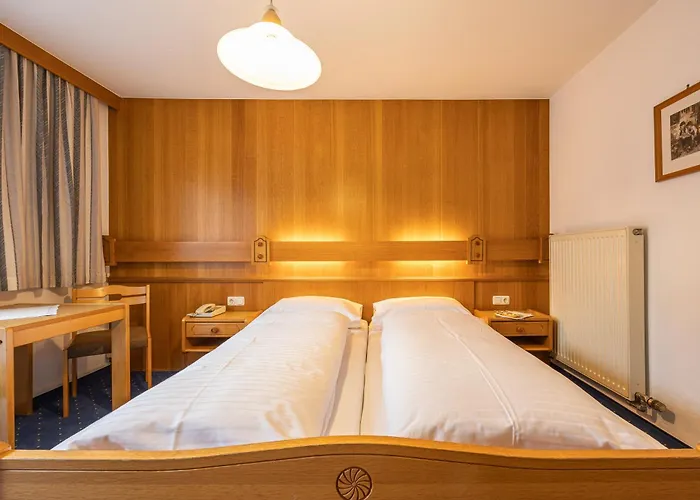 Haus Riedlsperger Guest house 3*
